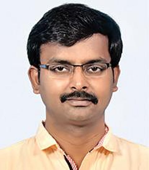 கார்த்திக் தெய்வநாயகம்