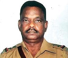 கரோனா தொற்று பாதிப்புக்கு காவல் உதவி ஆய்வாளர் உயிரிழப்பு : மகன் இறந்த ஒரு வாரத்தில் சோகம்