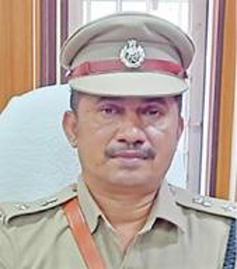 எம்.மனோகர்