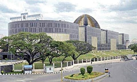 சென்னை அண்ணாசாலையில் செயல்படும் பன்னோக்கு உயர் சிறப்பு மருத்துவமனை இடமாற்றம்?