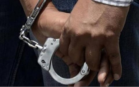 லஞ்சம் வாங்கிய மத்திய பொதுப்பணித்துறை நிர்வாக பொறியாளர் அதிரடி கைது: ஒப்பந்ததாரர்களையும் கைது செய்தது சிபிஐ