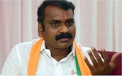 திமுக ஆட்சிக்கு வந்தால் மூடுவோம் என கூறிவிட்டு மதுக்கடைகளை திறப்பது ஏமாற்று வேலை: பாஜக மாநில தலைவர் எல்.முருகன் விமர்சனம்