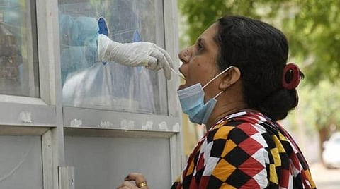 சென்னையில் கரோனா தொற்று எண்ணிக்கை குறைந்தாலும் பரிசோதனைகளின் எண்ணிக்கையை மாநகராட்சி குறைக்கக் கூடாது: வல்லுநர் குழு பரிந்துரை