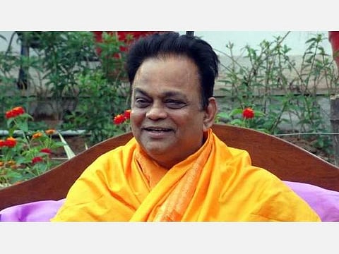 தலைமறைவாக உள்ள சிவசங்கர் பாபா பள்ளி ஆசிரியை முன்ஜாமீன் கோரி மனு