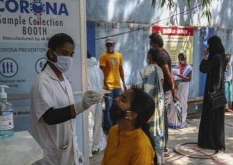 88 நாட்களுக்குப் பிறகு குறைவு: தினசரி கரோனா தொற்று 53,256 ஆக சரிவு