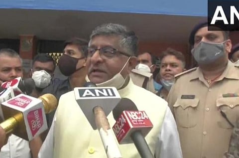 ராகுல் காந்தி இன்னமும் கரோனா தடுப்பூசி போட்டுக் கொள்ளவில்லை? - ரவிசங்கர் பிரசாத் வேண்டுகோள்