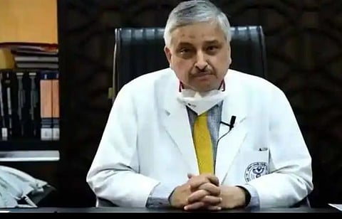 குழந்தைகளுக்கு கரோனா தடுப்பூசி செலுத்துவதே பள்ளிகள் திறப்புக்கான வழி: எய்ம்ஸ் இயக்குநர் தகவல்