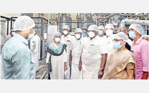 பெரம்பலூர், அரியலூர் மாவட்டங்களுக்கென தனி கூட்டுறவு பால் உற்பத்தியாளர்கள் ஒன்றியம்: நடவடிக்கை எடுக்கப்படும் என அமைச்சர் எஸ்.எஸ்.சிவசங்கர் தகவல்