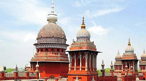 நுகர்வோர் நீதிமன்றங்களில் உள்ள காலியிடங்களை நிரப்ப அரசின் நடவடிக்கை என்ன?- அறிக்கை தாக்கல் செய்ய உத்தரவு