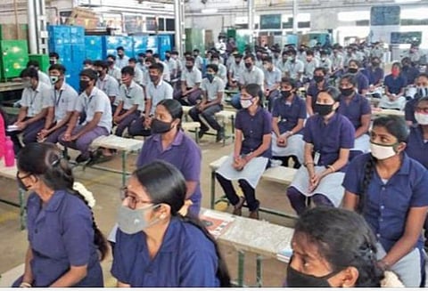 8 அல்லது 10-ம் வகுப்பு முடித்தவர்கள் அரசு, தனியார் ஐடிஐகளில் அரசு ஒதுக்கீட்டு இடங்களில் சேர விண்ணப்பிக்கலாம்