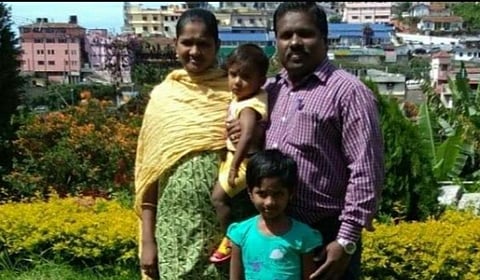 மருத்துவர் விவேகானந்தன் குடும்பம் | கோப்புப் படம்.