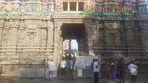 கரூர் பசுபதீஸ்வரர் கோயில் திறக்கப்பட்டது.