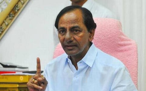 திறப்பு விழாவில் கத்தரிக்கோல் கொண்டுவர தாமதம்: பொறுமையிழந்த தெலங்கானா முதல்வர்