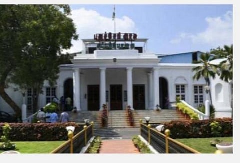 நடப்பு நிதியாண்டில் ரூ. 9250 கோடிக்கு புதுச்சேரி பட்ஜெட்: கேபினட் கூட்டாமல் அமைச்சர்களிடம் கையெழுத்து பெற்று மத்திய அரசு அனுமதிக்கு கோப்பு அனுப்பிவைப்பு