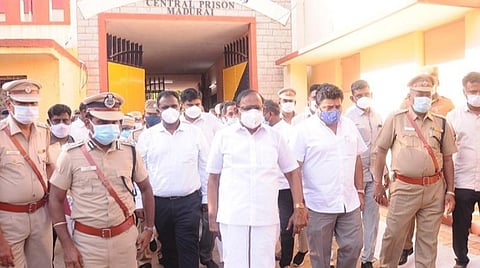 மதுரை மத்திய சிறை நகருக்கு வெளியில் மாற்றம்; முதல்வரிடம் ஆலோசித்து நடவடிக்கை: சட்ட அமைச்சர் ரகுபதி தகவல்