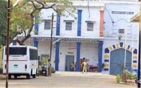 பாளை சிறைக் கைதி கொலை வழக்கின் விசாரணை அறிக்கையை தாக்கல் செய்ய உத்தரவு