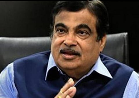 சாலை விபத்துகளில் ஆண்டுக்கு 1.5 லட்சம் பேர் மரணம்; கரோனா பலியை விட அதிகம்: நிதின் கட்கரி வேதனை