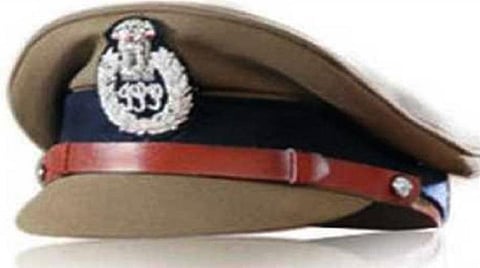 மதுரை மாநகர நுண்ணறிவுப் பிரிவு காவல் உதவி ஆணையர் சிவக்குமார் பணியிடமாற்றம் ஏன்?