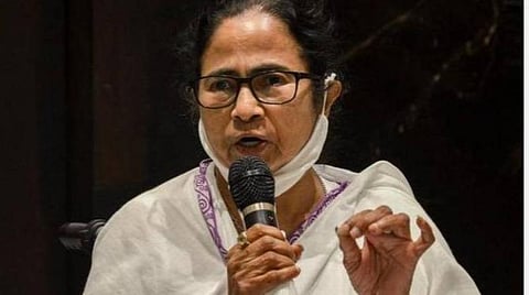 மம்தா பானர்ஜிக்கு ரூ.5 லட்சம் அபராதம்: கொல்கத்தா உயர்நீதிமன்றம் உத்தரவு