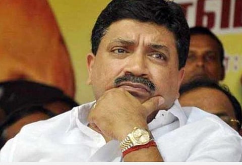 முல்லைப் பெரியாறு பாசனப் பகுதியில் தண்ணீர்த் திருட்டு; மின்சாரத் துறைக்கு ஒரு நாளைக்கு ரூ.30 லட்சம் இழப்பு: நிதி அமைச்சர் குற்றச்சாட்டு