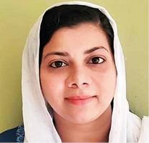 கழிவுப்பொருட்களை மக்கவைத்து மண்ணுக்கு ஊட்டச்சத்து அளிக்கும் நுண்ணுயிரியை கண்டுபிடித்து அரசுக் கல்லூரி மாணவி சாதனை - ‘பயோனிச்சியூரஸ் தமிழியன்ஸிஸ்’ என பெயர் சூட்டல்