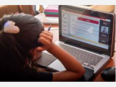 கட்டண நிலுவையால் ஆன்லைன் வகுப்பில் சேர்க்க மறுப்பா?- அரசு பதிலளிக்க உயர் நீதிமன்றம் உத்தரவு