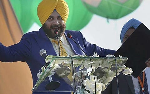 முடிவுக்கு வருகிறதா பஞ்சாப் அரசியல் சர்ச்சை? சித்து சூசக ட்வீட்
