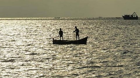 டீசல் விலை உயர்வால் வாரத்துக்கு 2 நாட்கள் மட்டும் கடலுக்கு செல்ல மீனவர்கள் முடிவு