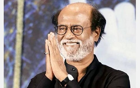 ரஜினி மக்கள் மன்றத்தின் மாவட்ட செயலாளர்களை சென்னையில் ரஜினிகாந்த் நாளை சந்திக்கிறார்