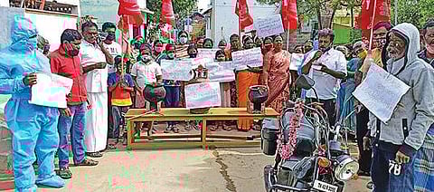 பெட்ரோல், டீசல் விலை உயர்வை கண்டித்து இ.கம்யூ. ஆர்ப்பாட்டம் :