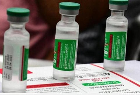 கோவிஷீல்டு தடுப்பூசி இடைவெளியைக் குறைக்க மனு: டெல்லி உயர் நீதிமன்றம் மறுப்பு