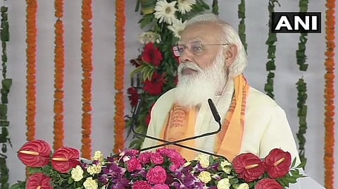 கரோனா 2-வது அலை; உ.பி. அரசின் நடவடிக்கை ஈடு இணையில்லாதது: பிரதமர் மோடி பாராட்டு