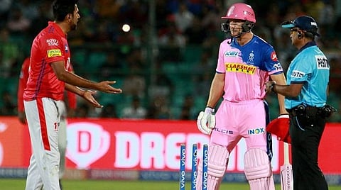 அப்படித்தான் ரன் அவுட் செய்வேன்; என் பெற்றோரிடம் சொல்லிவிடாதீர்கள்: அஸ்வின் கிண்டல்