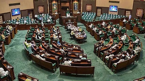 பேரவையில் தவிர்க்க வேண்டிய வார்த்தைகள் அடங்கிய புத்தகம்: ம.பி. எம்எல்ஏக்களுக்கு விரைவில் விநியோகம்