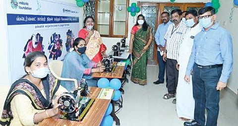 தூத்துக்குடியில் ஸ்டெர்லைட் நிறுவனம் சார்பில் திறன் மேம்பாட்டு பயிற்சி மையத்தை, நிறுவனத்தின் தலைமை இயக்க அதிகாரி ஏ.சுமதி திறந்து வைத்தார்.