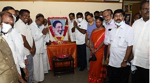 சிவாஜி கணேசன் நினைவு தினம் அனுசரிப்பு.