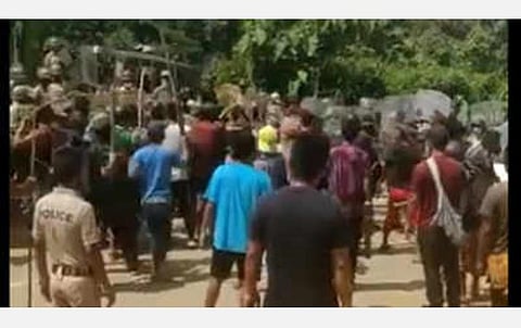 அசாம் - மிசோரம் எல்லை பகுதியில் மீண்டும் வன்முறை: பிரச்சினையைத் தீர்க்க 2 மாநில முதல்வர்களுக்கு அமித் ஷா உத்தரவு