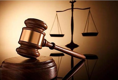 உயர் நீதிமன்றத்தில் நேரடி விசாரணை தொடங்கக் கோரிய மனு தள்ளுபடி