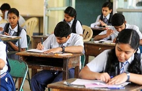 பிளஸ் 2 துணைத் தேர்வு: ஹால் டிக்கெட் வெளியீடு