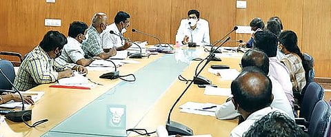 உப்பாறு அணைக்கு தண்ணீர் கொண்டுவர தீர்வு வேண்டும் : குறைதீர் கூட்டத்தில் திருப்பூர் ஆட்சியரிடம் விவசாயிகள் வலியுறுத்தல்