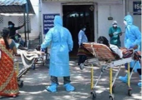 இந்தியாவில் கரோனா தொற்று: ஒரே நாளில் 42,982 பேருக்கு பாதிப்பு