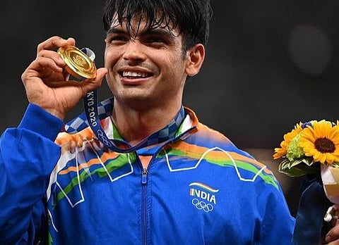 பரிசு மழையில் திக்குமுக்காடும் நீரஜ் சோப்ரா: சொகுசு கார் முதல் கோடிக்கணக்கில் ரொக்கம் வரை