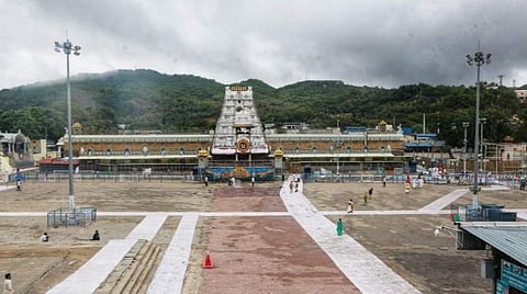 திருமலையில் ஆகஸ்ட் மாதம் இரண்டு முறை கருட சேவை