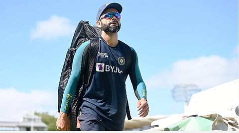 இந்திய அணியின் கேப்டன் விராட் கோலி | படம் உதவி: ட்விட்டர்.