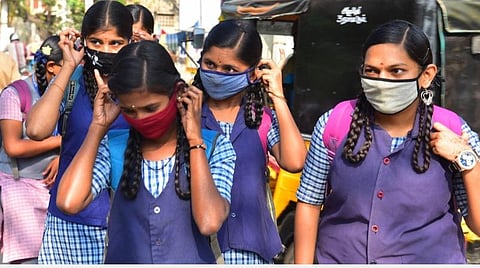 கற்றல் இழப்புகளைக் குறைப்பதே உடனடி முன்னுரிமை: பள்ளிக்கு வெளியே குறைதீர் கற்றல் திட்டம்