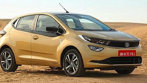 டோக்கியோ ஒலிம்பிக்கில் 4வது இடம் பிடித்த இந்திய வீரர்களுக்கு கார் பரிசு: டாடா மோட்டார்ஸ் அறிவிப்பு; குவியும் பாராட்டு