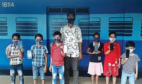 திருப்பூர் மாநகராட்சிப் பள்ளியில் மாணவர்களின் கணித அறிவை மேம்படுத்த உதவும் செயலி அறிமுகம்