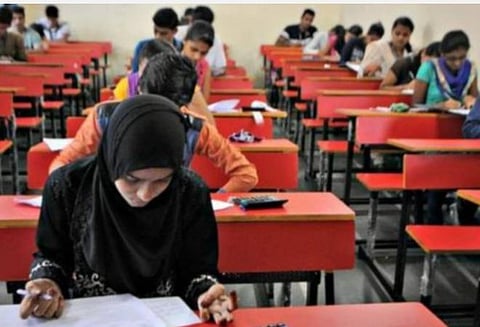 தமிழகத்தில் 10 புதிய அரசு கலை, அறிவியல் கல்லூரிகள்: அரசு அறிவிப்பு