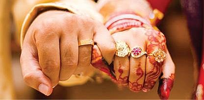 நலம்தானா 20: திருமணத்துக்கு முன் மருத்துவப் பரிசோதனை ஏன் அவசியம்?