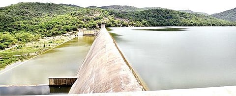 தமிழக-ஆந்திர எல்லையில் கவுன்டன்யா ஆற்றின் குறுக்கே கட்டப்பட்டுள்ள மோர்தானா நீர்த்தேக்க அணை. (கோப்புப் படம்)